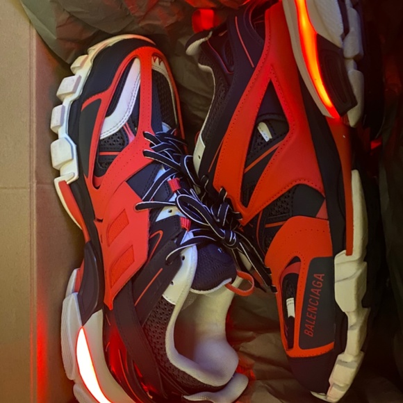 Balenciaga Track Leather Trainers - Picture 3 of 8